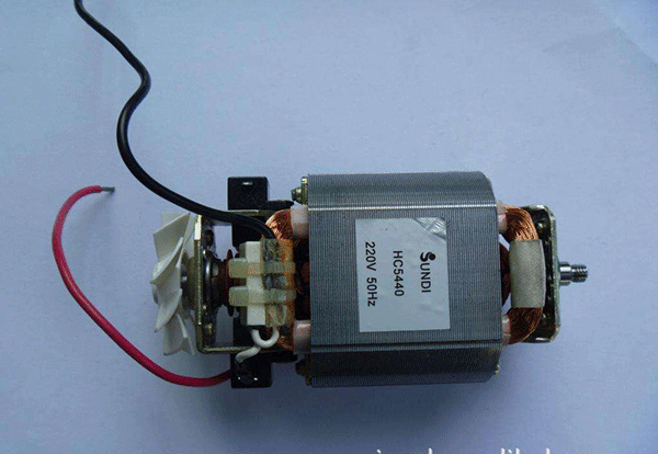 三相異步電動(dòng)機對數速度控制方法分享。