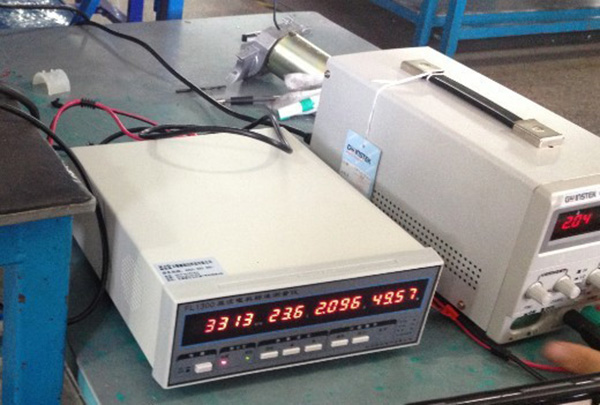 關(guān)于電機電壓和轉速的選擇方法 關(guān)于電機電壓和轉速的選擇方法